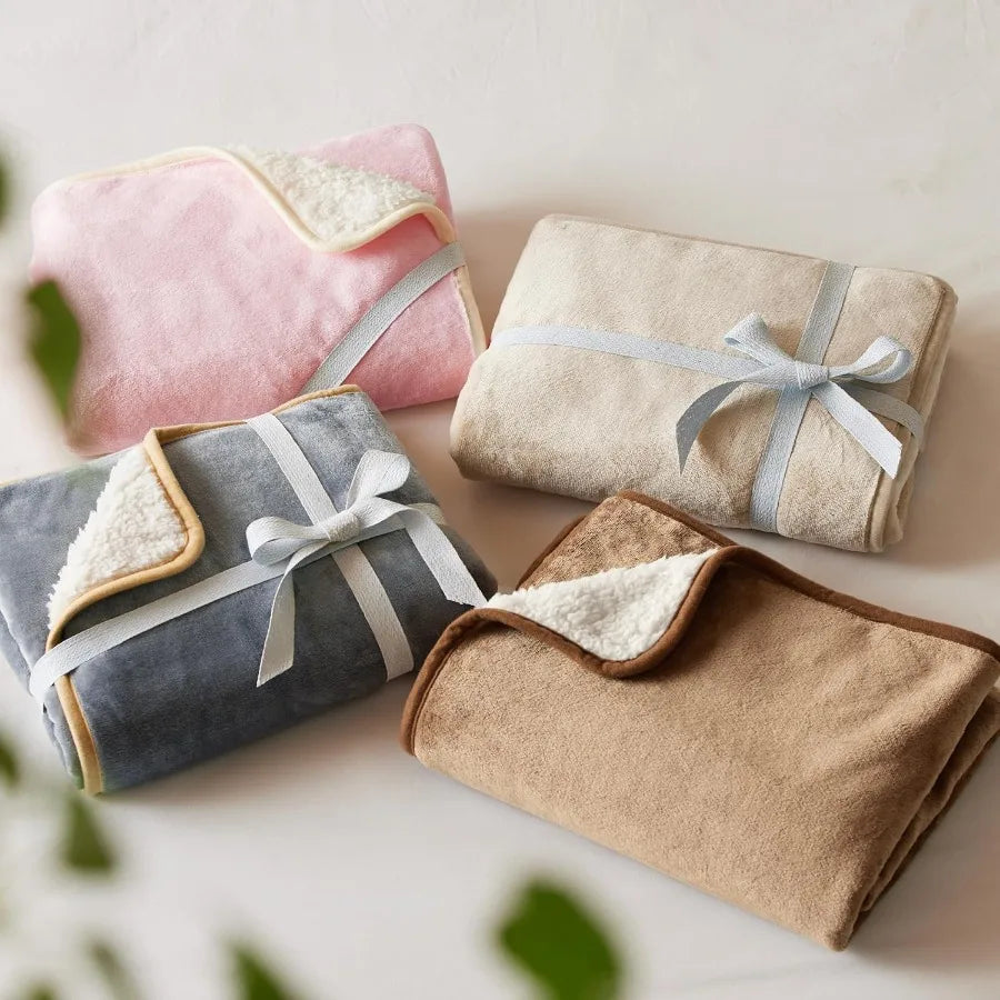 Bedsure Waterproof Dog Blankets for Small Dogs Small Cat Blanket Washable for Couch Protection Sherpa Fleece Puppy Blanket Soft