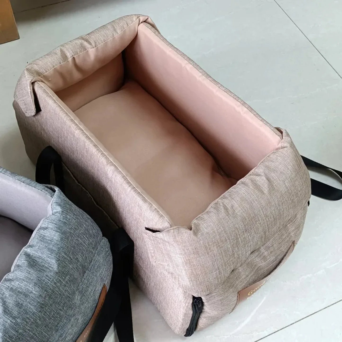 Portable Car Safety Pet Seat  medium/Small Dogs Cat Travel Central Control Cat DogBed Transport Dog Carrier Protector DogBags